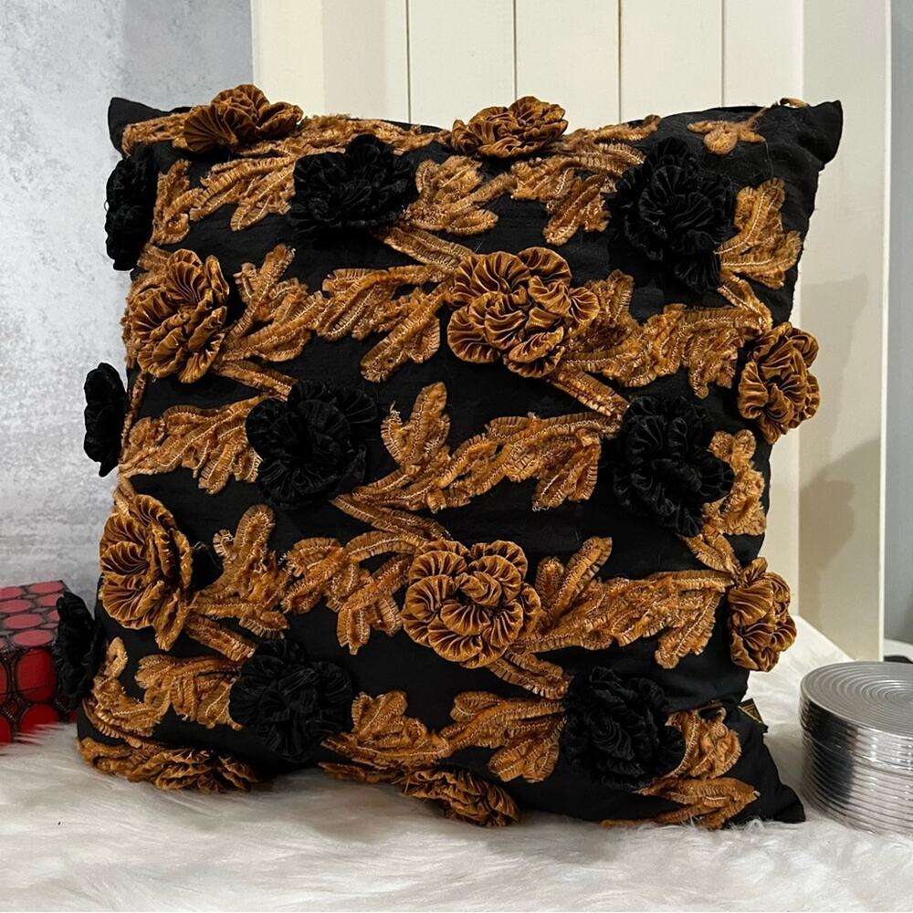 NEW Borgata x Z Gallerie Silk Dupioni Rose Tufted Throw Pillow Cover w Insert 15